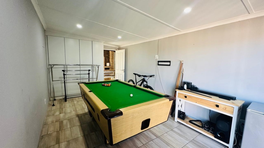 3 Bedroom Property for Sale in Amalinda Eastern Cape
